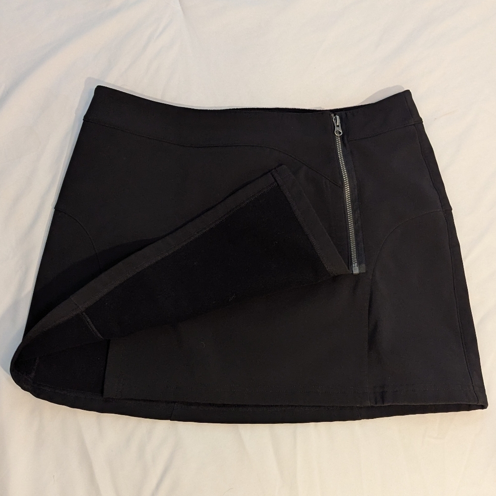 Stone designs Black Miniskirt Thermal Fleece Sz L
